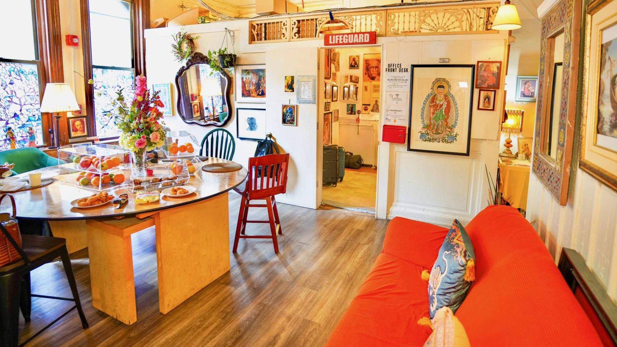 Interfaith Retreats Hostel New York Bagian luar foto